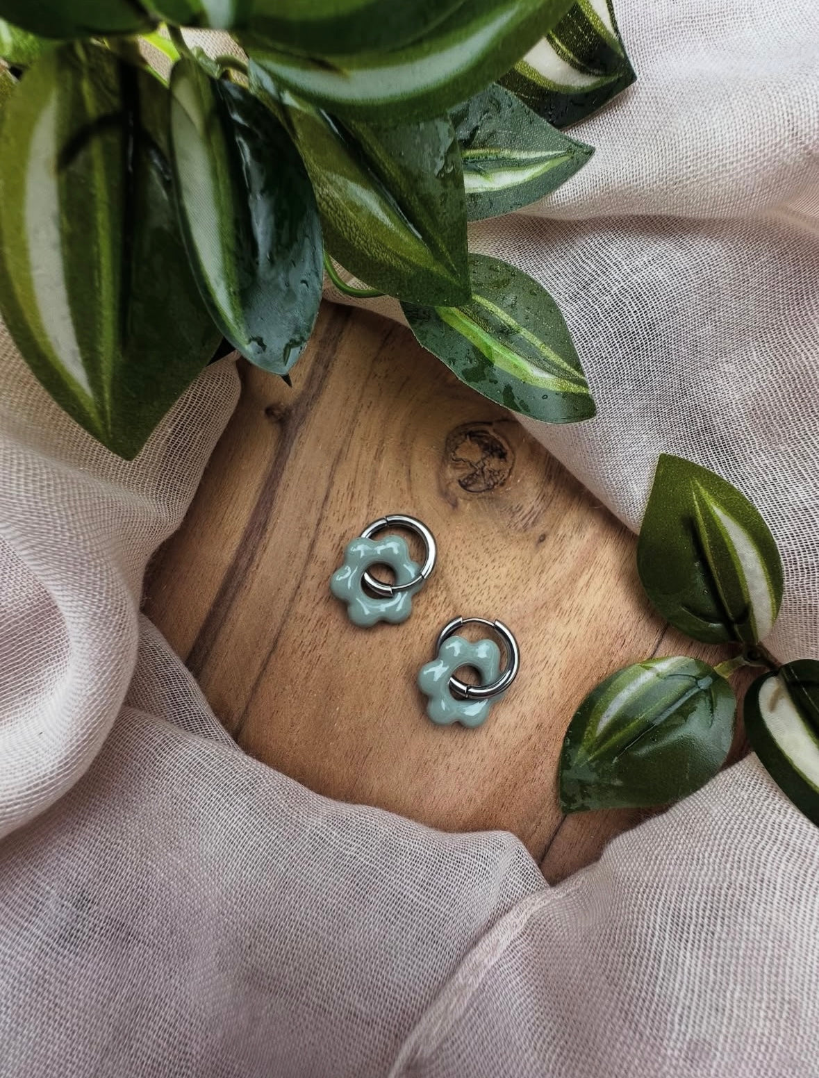 Boucles d’oreilles en fleur ❀