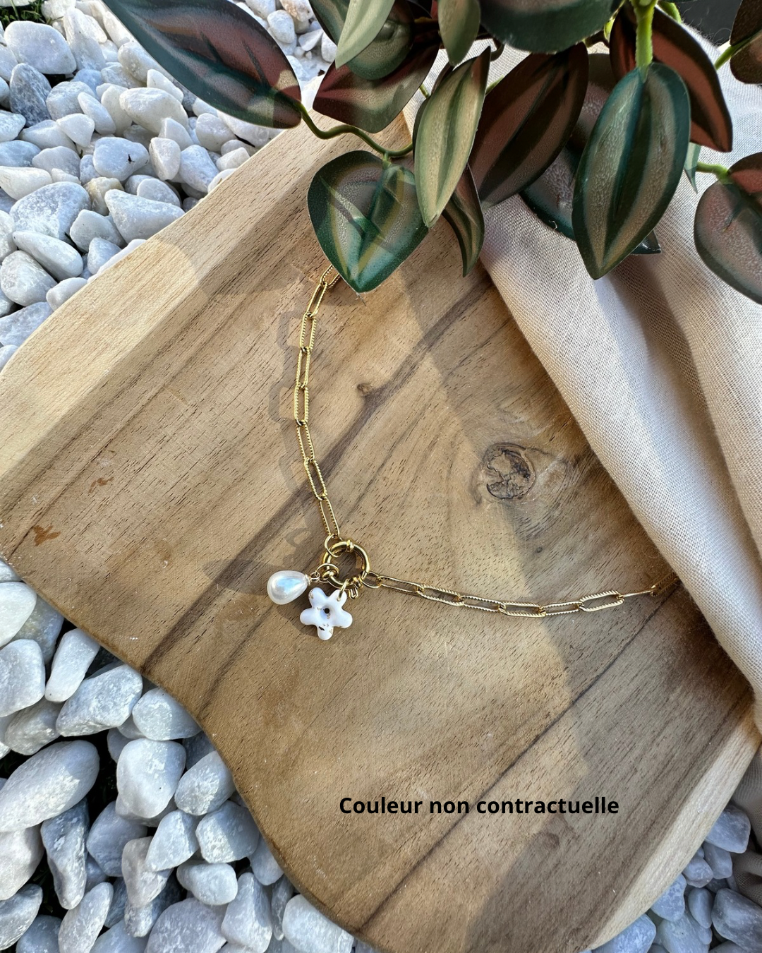 Pendantif fleur perlé ❀