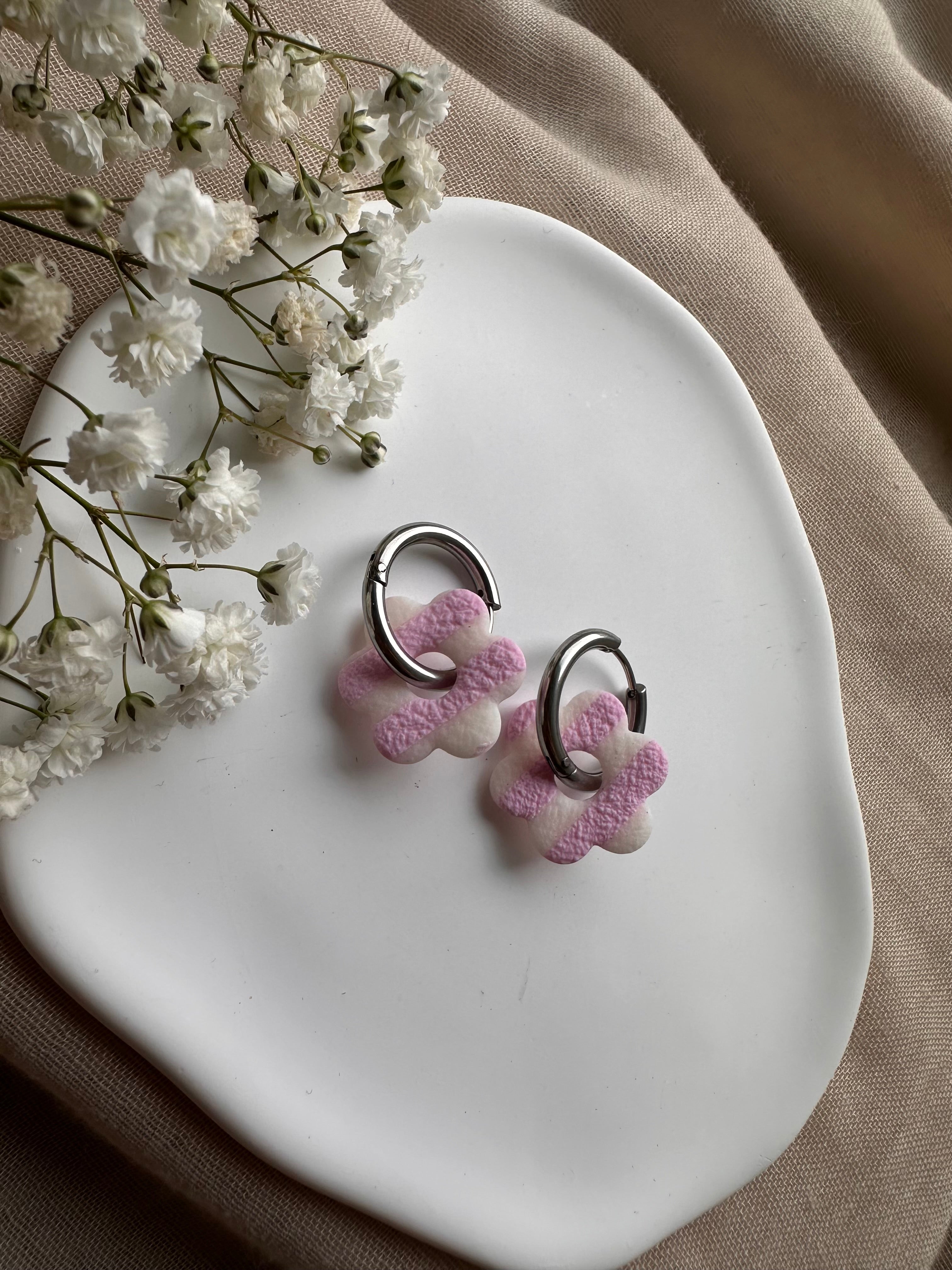 Pampilles rayées roses et blanches ❀