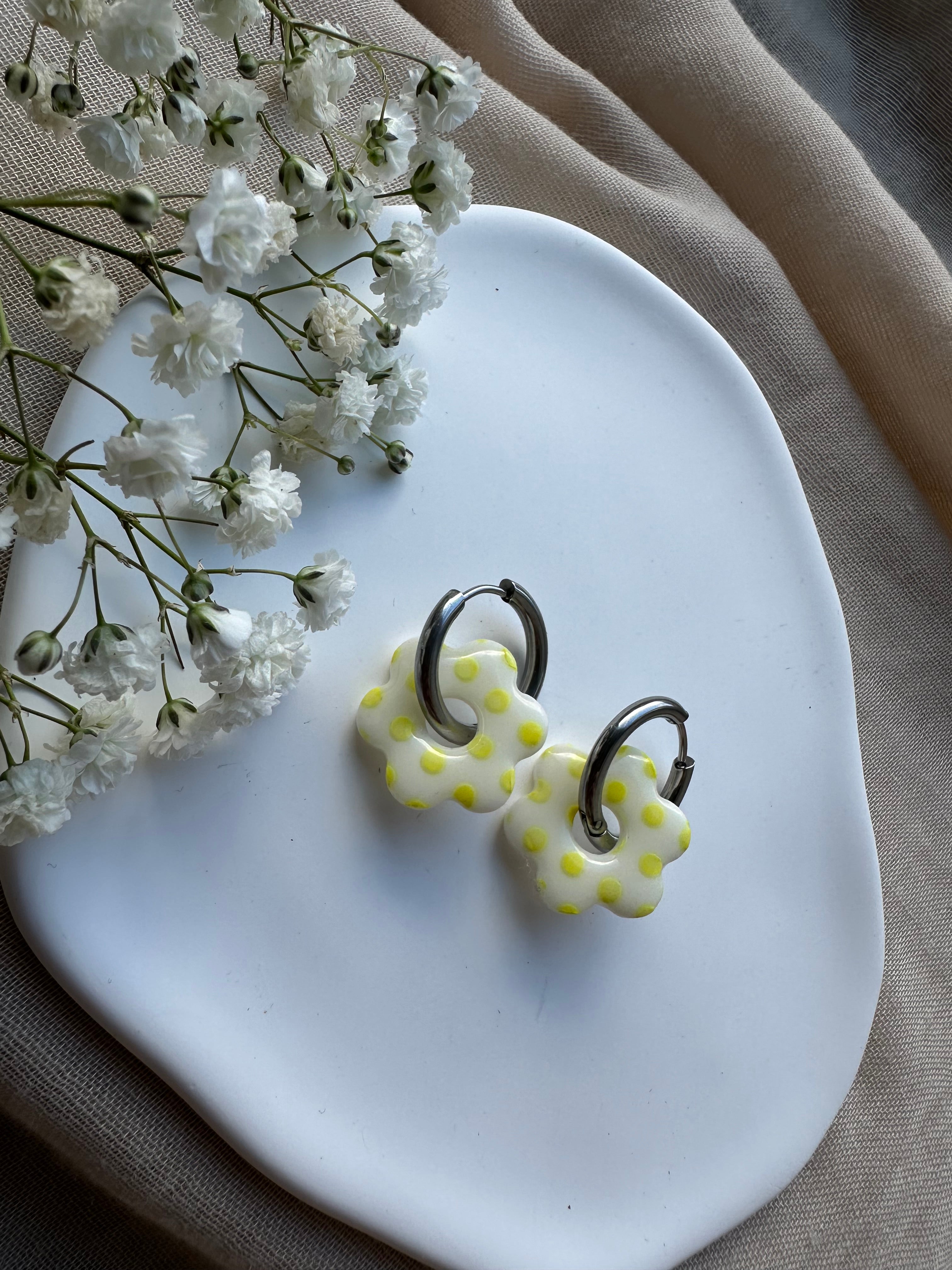 Pampilles à pois jaunes ❀