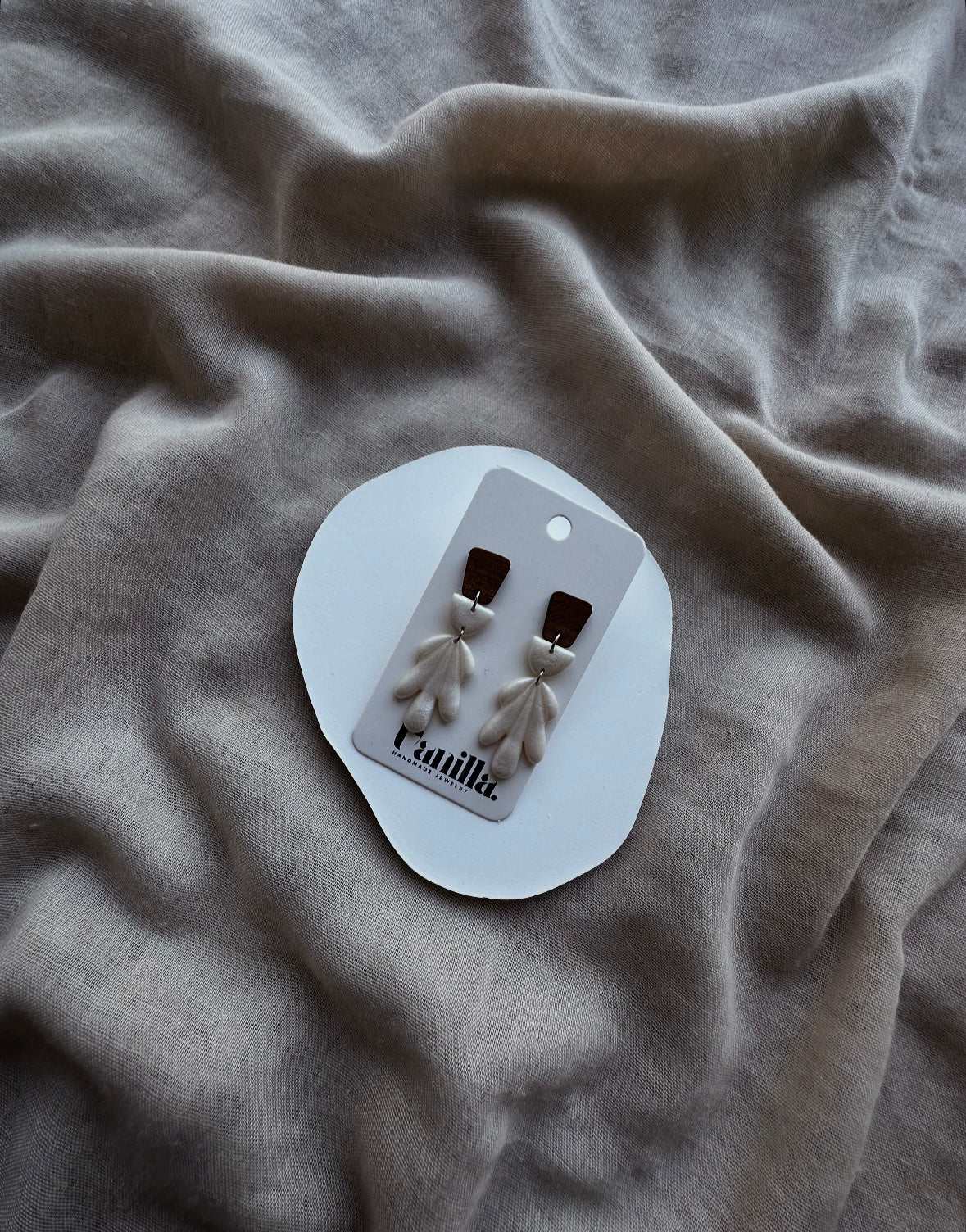 Boucles d’oreilles en bois « Sophìa » ❀