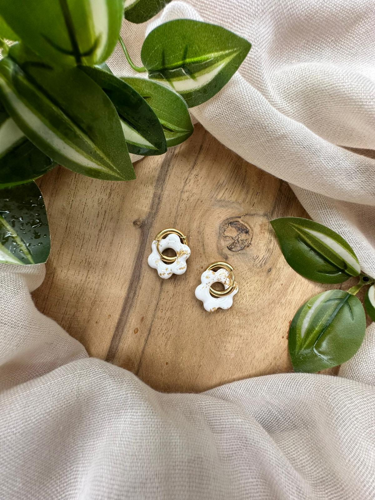Boucles d’oreilles en fleur ❀